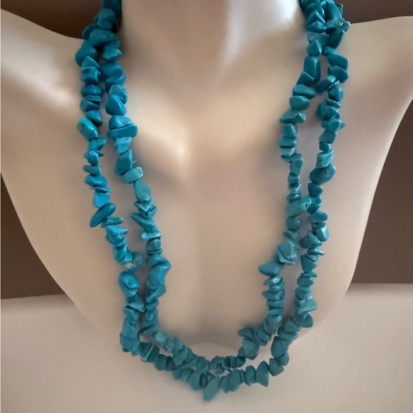 Southwestern Faux Turquoise Necklace 35 inches PRETTY 🔥 - Picture 3 of 3